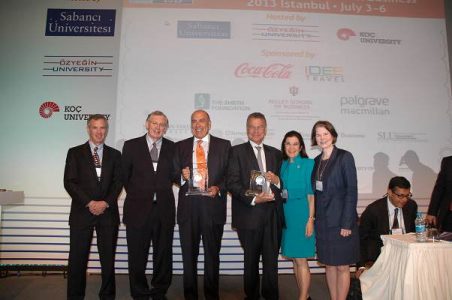 Coca Cola CEO’su Muhtar Kent’e Yılın Uluslararası Yöneticisi Ödülü