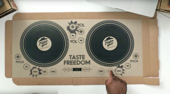 Pizza Hut’ten Dünyanın İlk Dj Pizza Kutuları