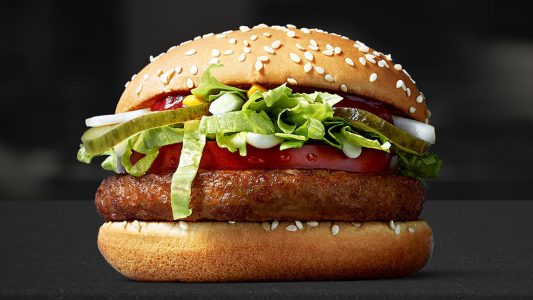 Mc Donald’s’ın İlk Vegan Burgeri ‘Mc Vegan’ Menüde Yerini Aldı