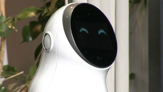 LG’nin Robotu Cloi’nin Fiyaskoya Dönüşen Tanıtımı