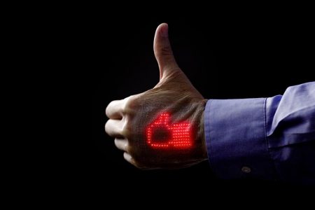 Sonunda Oldu: Sağlık Durumunuzu Takip Eden Elektronik Deri