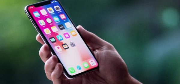 Kusursuz iPhone’nun Kusurlu Tasarımı