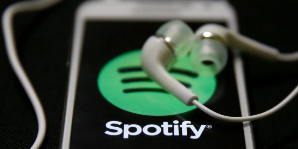 İki Milyon Kişi Spotify’ı Kaçak Kullanıyor