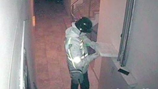 Kuryenin Pizzanıza Tükürme Senaryoları