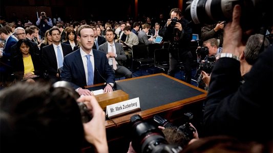 Mark Zuckerberg, ABD Senatosu’nda Günah Çıkardı