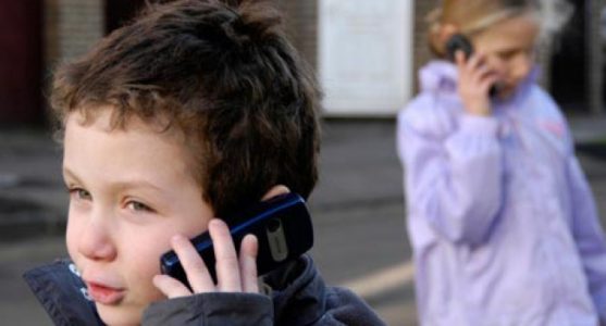 Türkiye’deki Çocukların Yüzde 59’u Akıllı Telefon Sahibi