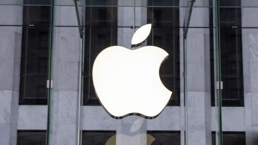 Apple Artık E-Postaları ve Telefon Aramalarını Takip Altına Alıyor