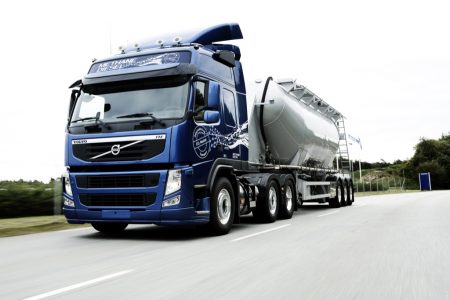 Volvo İran’daki Faaliyetlerini Durdurdu