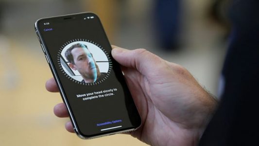 3D Baskılı Yüzler ile Telefonlardaki Yüz Tanıma Özelliği Test Edildi