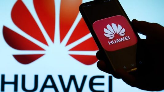 Google, Huawei’nin Yeni Telefonlarında Android Lisansını İptal Etti